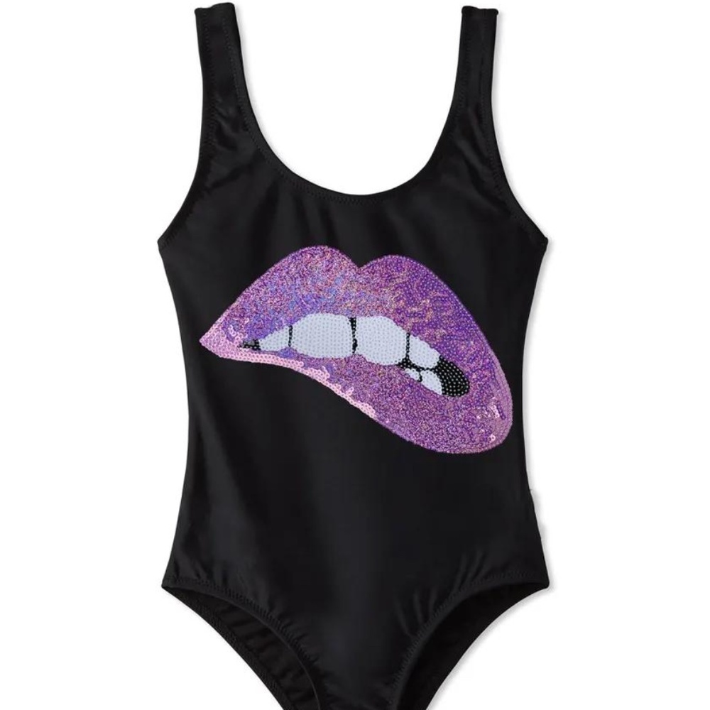 Girl swimwear